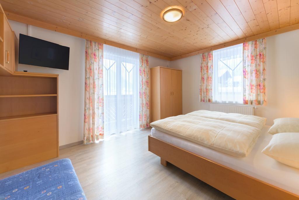 Haus Meneweger Lejlighed Flachau Eksteriør billede