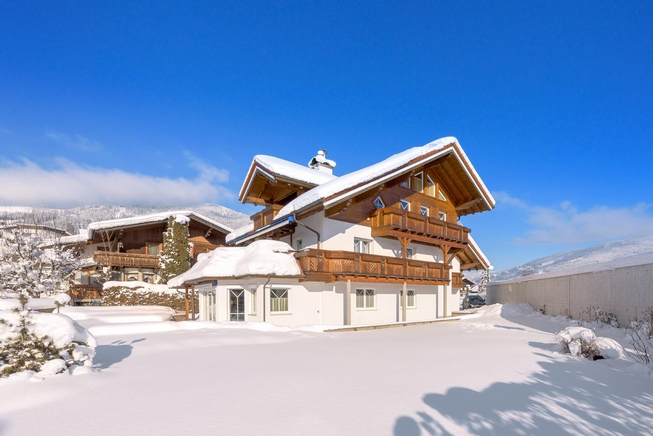 Haus Meneweger Lejlighed Flachau Eksteriør billede
