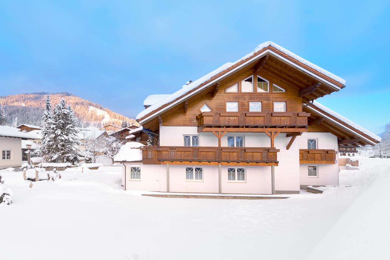 Haus Meneweger Lejlighed Flachau Eksteriør billede